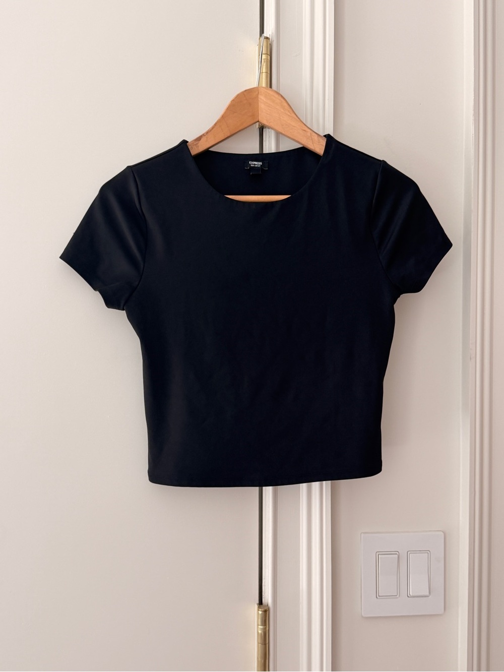 Express Black Short Sleeve Body Contour Crop Top